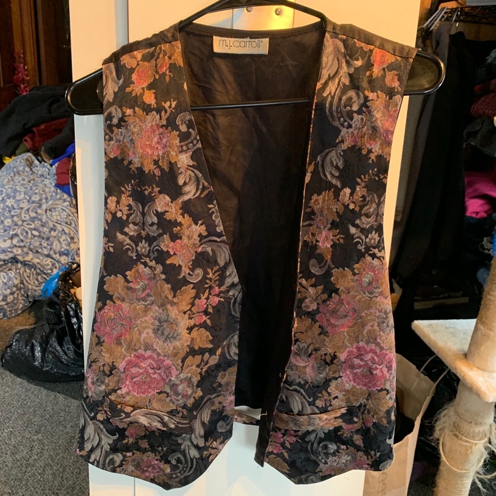 Small Floral Vest